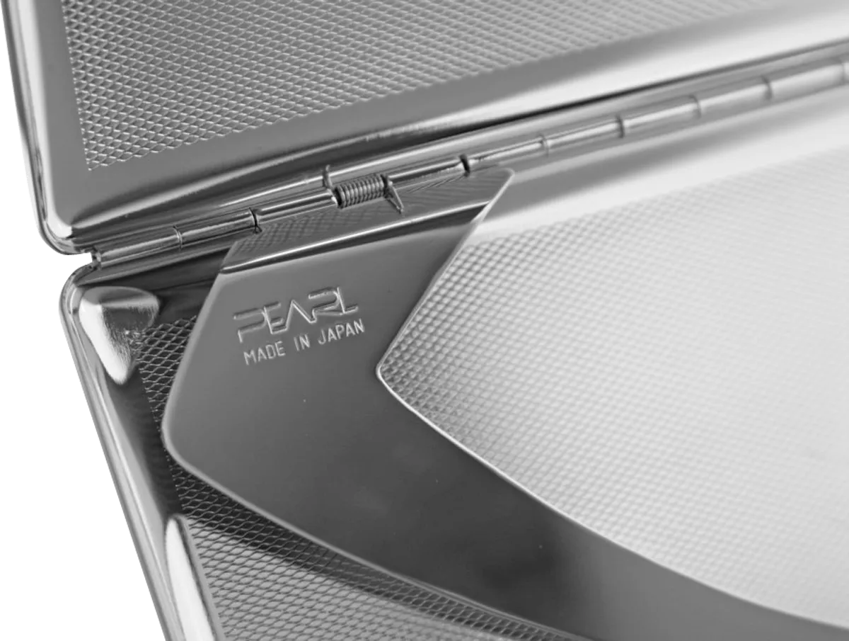 Pearl Zigarettenetui offen