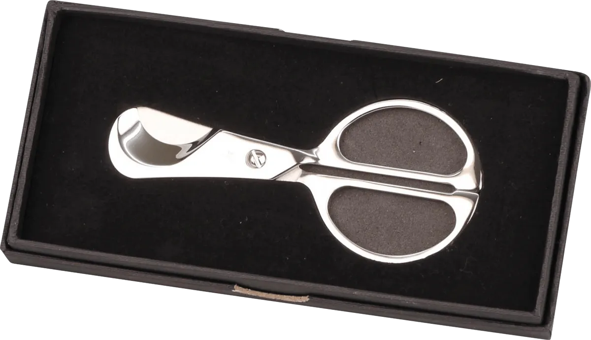 ZIgarrenschere in Verpackung